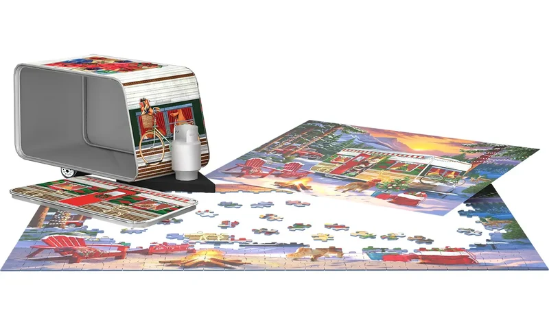 Christmas Camping Trailer - Collectable Tin (550pcs)