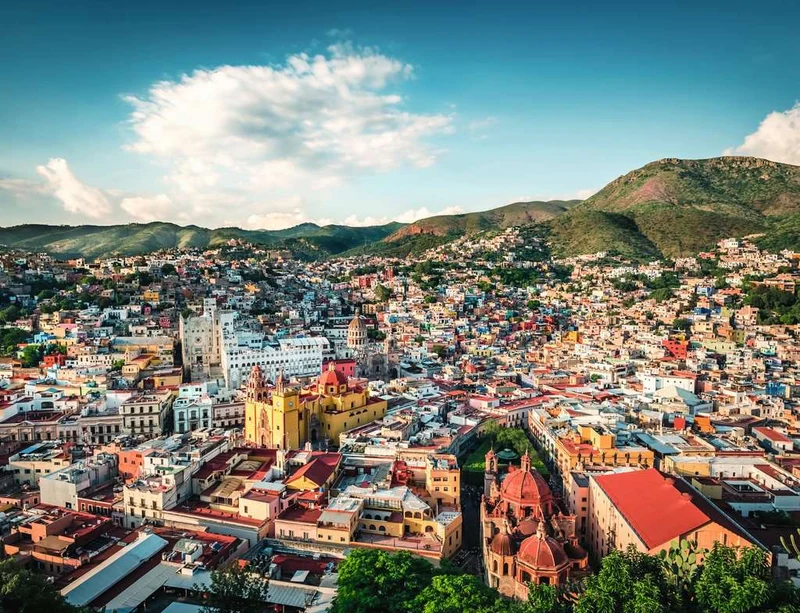 PFG Ravensburger Colonial City of Guanajuato, Mexico (2000pcs) (Usage/Used - PUZZLES FOR GOOD)