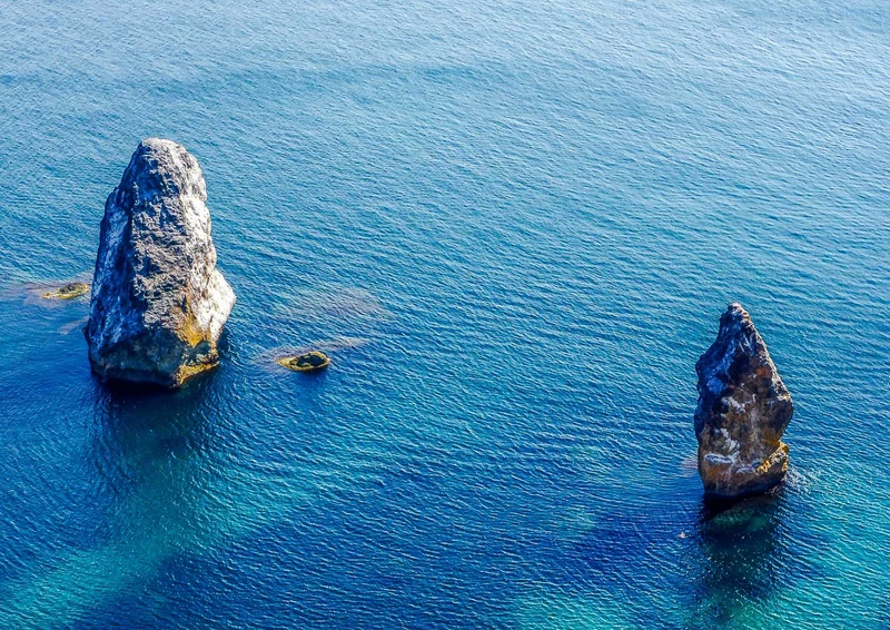 100341 Natur - Felsen im Meer Puzzle