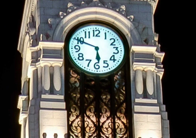 101711 Gebäude - Uhr Puzzle