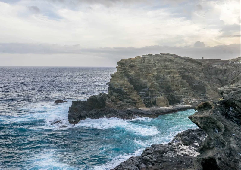 103022 Natur - Felsen im Meer Puzzle