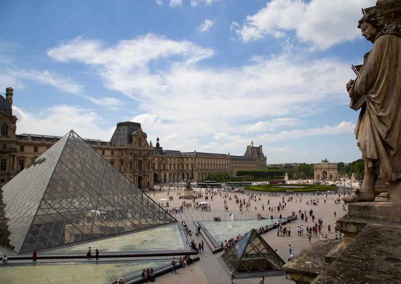 107260 Gebäude - Louvre Puzzle