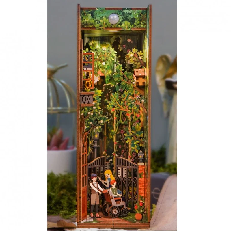 Book Nook - The Secret Garden (Wood)