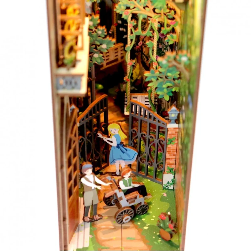 Book Nook - The Secret Garden (Wood)