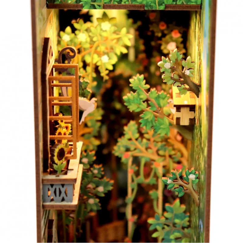 Book Nook - The Secret Garden (Wood)