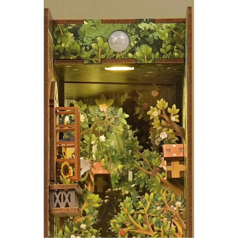 Book Nook - The Secret Garden (Wood)