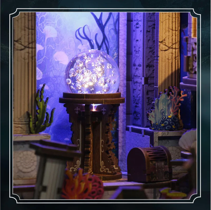 Book Nook - Riddle on the Seabed (Wood)