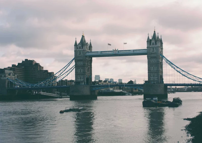90816 Gebäude - Tower Bridge Puzzle