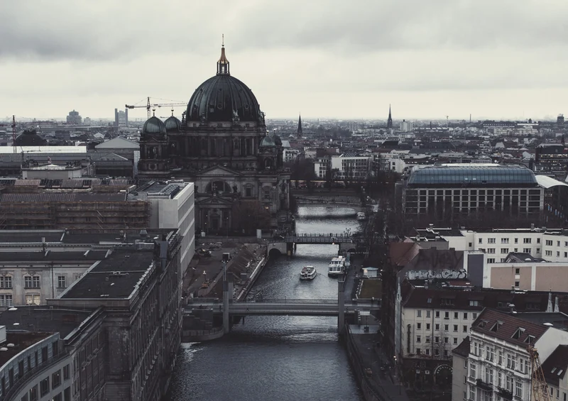 68345 Hintergründe - Berlin Puzzle