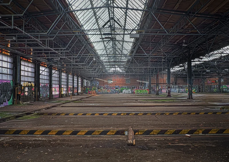 68504 Industrie - alte Lagerhalle Puzzle