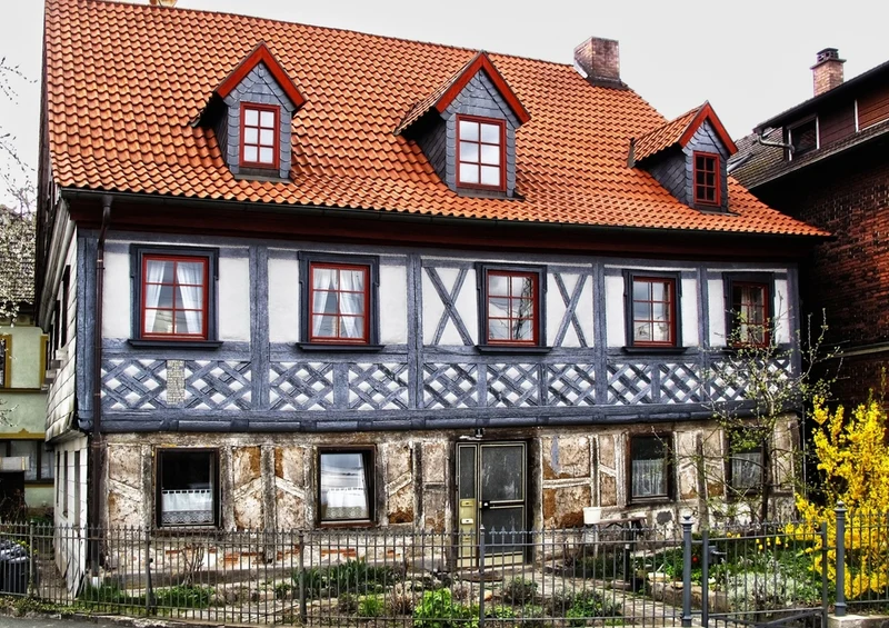 51018 Hintergründe - Altstadt Puzzle