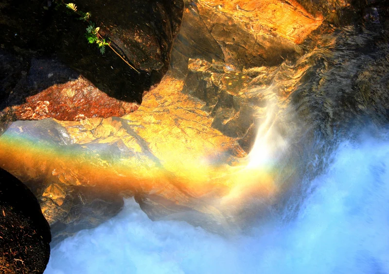 68906 Natur - Wasserfall Puzzle