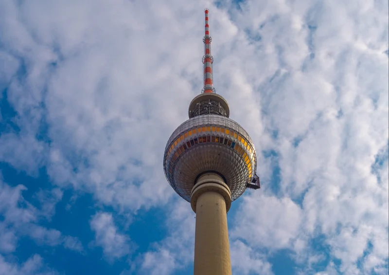68961 Industrie - Fernsehturm Puzzle