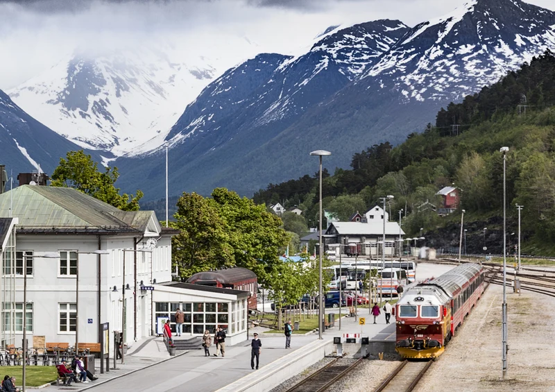 72584 Orte - Andalsnes Puzzle