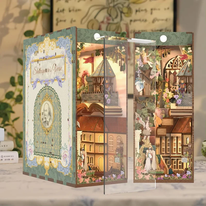Book Nook - Shakespeare's Verse (Wood with dust cover)