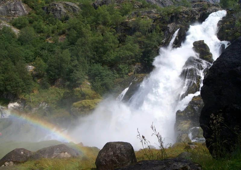 71680 Natur - Wasserfall Puzzle