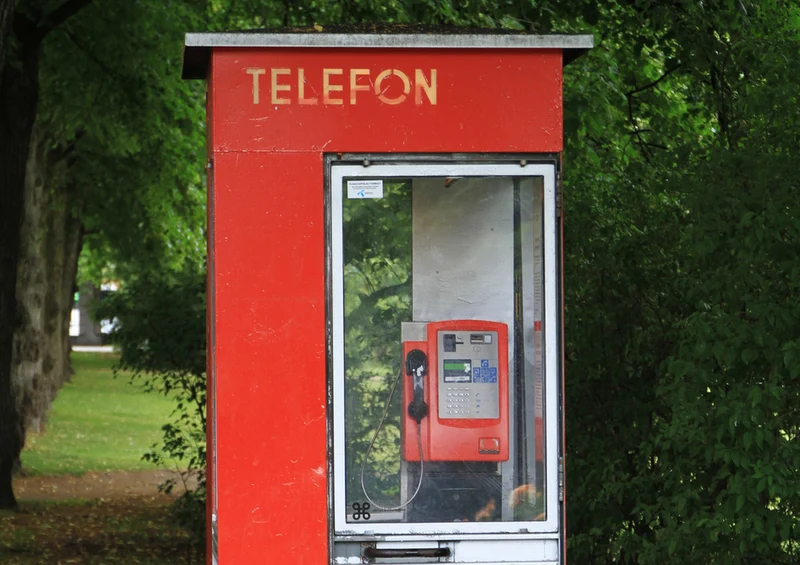 72445 Hintergründe - Rote Telefonzelle Puzzle
