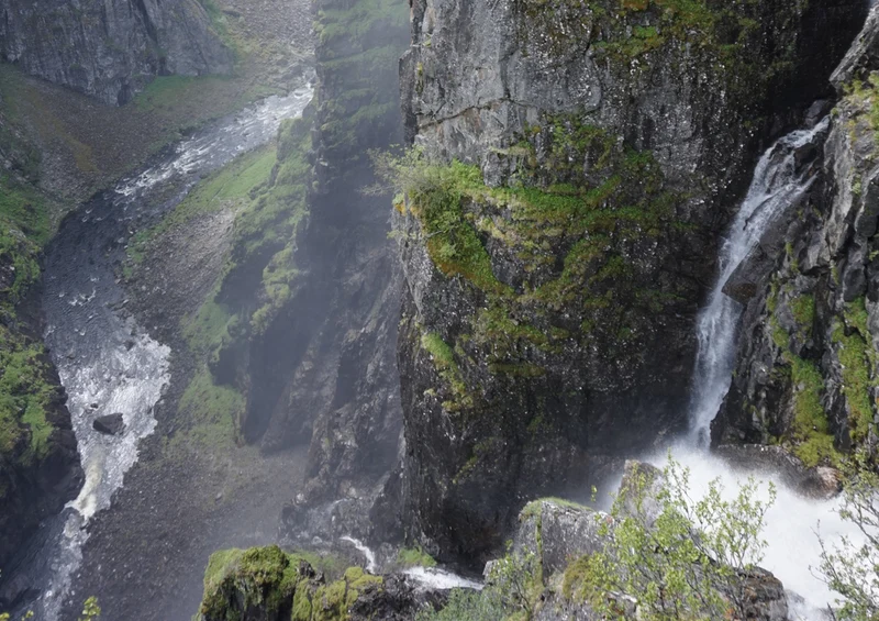 71611 Natur - Wasserfall Puzzle