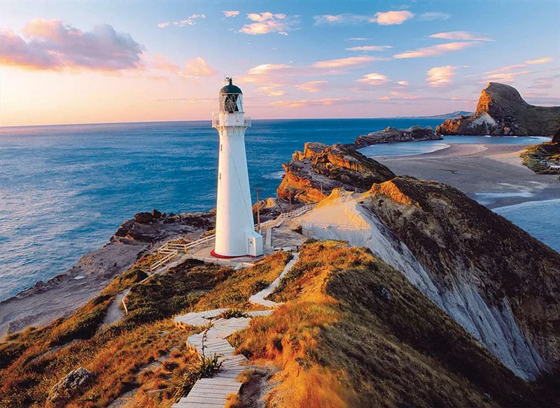 PFG New Zealand: Lighthouse (Usage/Used - PUZZLES FOR GOOD)