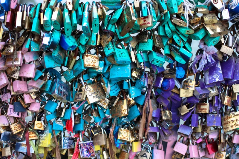PFG Paris Love Locks (Usagé/Used - PUZZLES FOR GOOD)
