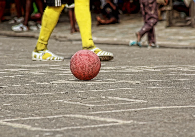 79618 Sport - Straßenfußball Puzzle