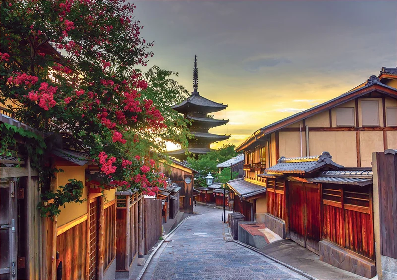 PFG Yasaka Pagoda, Kyoto, Japan (Usage/Used - PUZZLES FOR GOOD)
