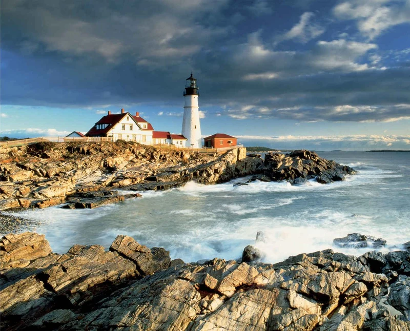 PFG Portland Head Lighthouse (1000pcs) (Usage/Used - PUZZLES FOR GOOD)