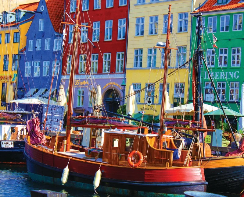 PFG Copenhagen Waterfront, Suzan Lind (1000pcs) (Usage/Used - PUZZLES FOR GOOD)