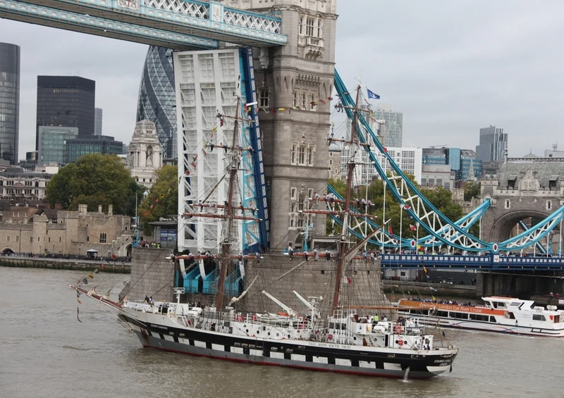 55621 Gebäude - Tower Bridge Puzzle
