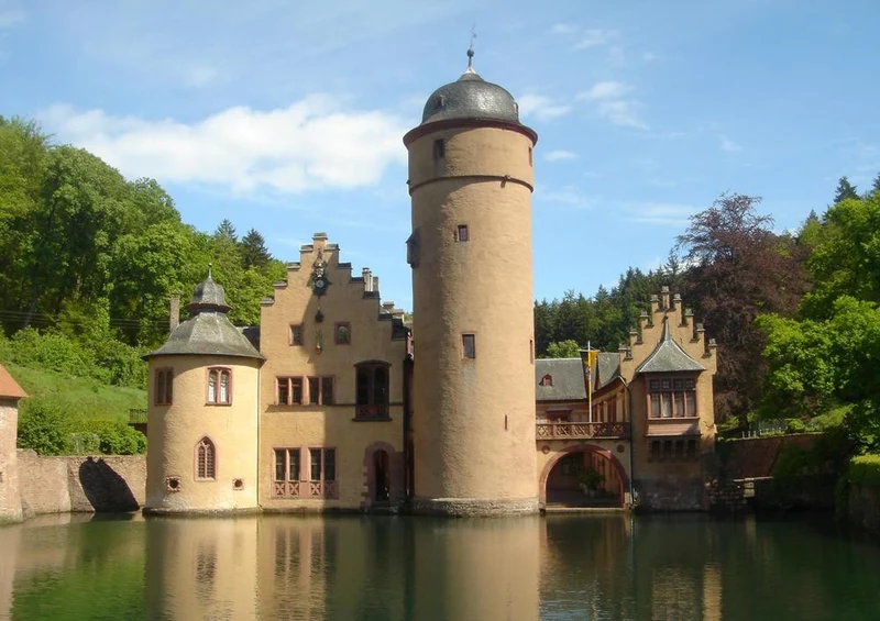 31820 Gebäude - Schloss Mespelbrunn Puzzle
