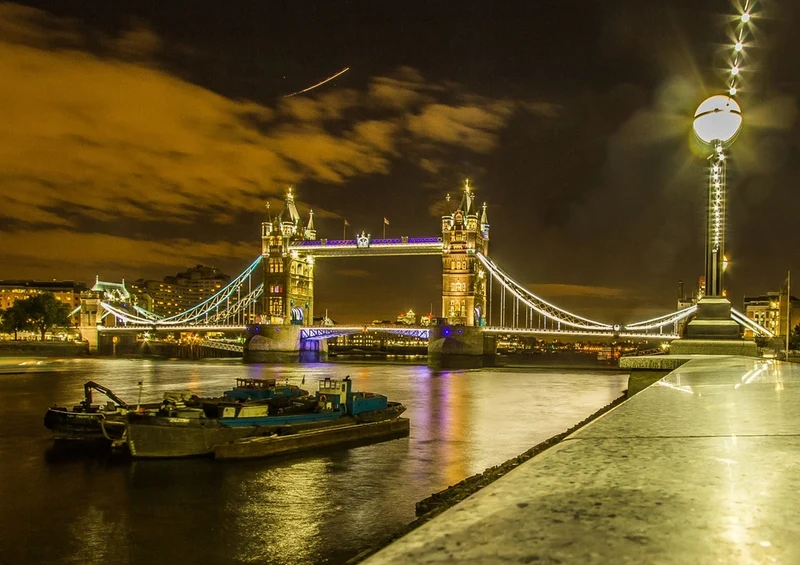 54824 Hintergründe - London Puzzle