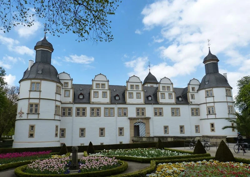30769 Gebäude - Schloss Neuhaus Puzzle