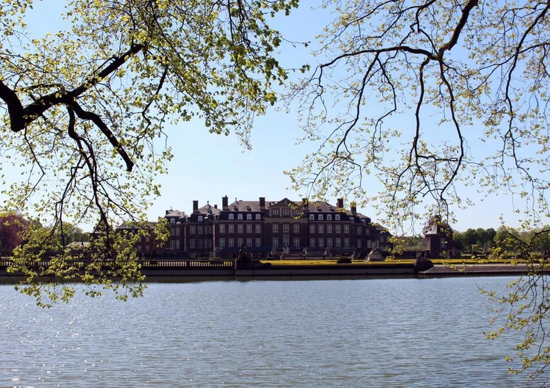 30706 Gebäude - Schloss Puzzle