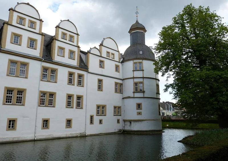 31473 Gebäude - Schloss Neuhaus Puzzle