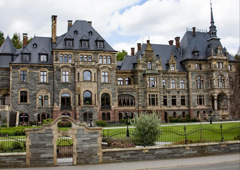 32118 Gebäude - Schloss Lieser Puzzle