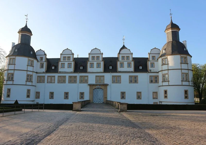 33156 Gebäude - Schloss Neuhaus Puzzle