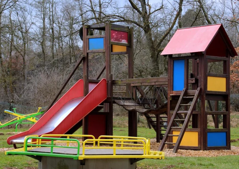 21517 Sport - Spielplatz Puzzle