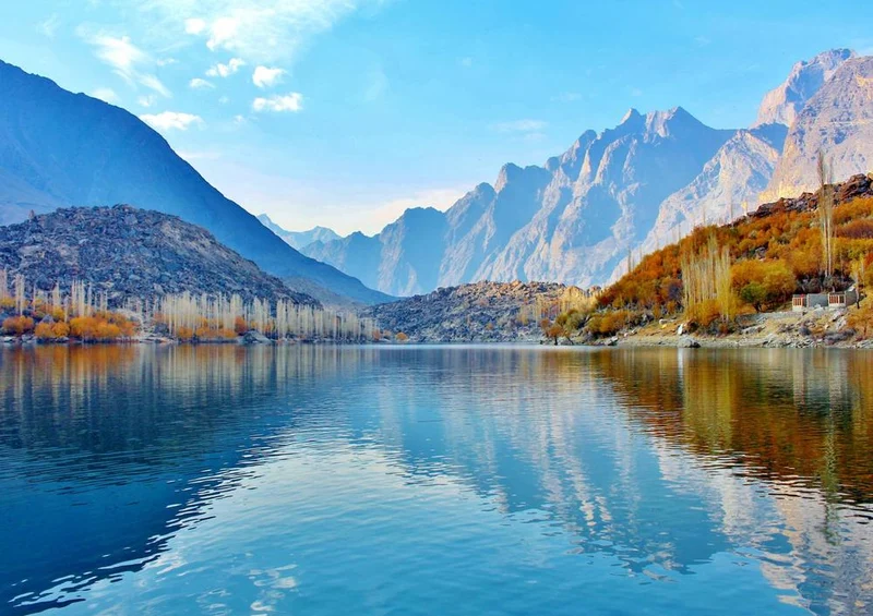 27549 Natur - Bergsee Puzzle