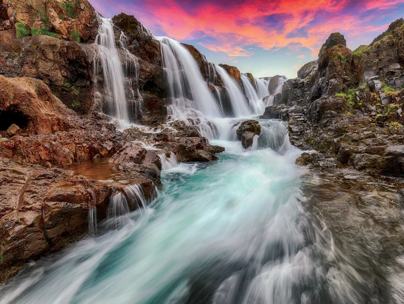DMG Around The World (2-sided) - Kulufossar Waterfall, Iceland - Badlands National Park, USA (DAMAGED BOX)