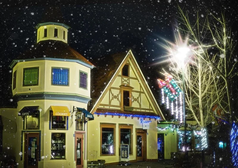 17448 Gebäude - Weihnachts-Dorf Puzzle