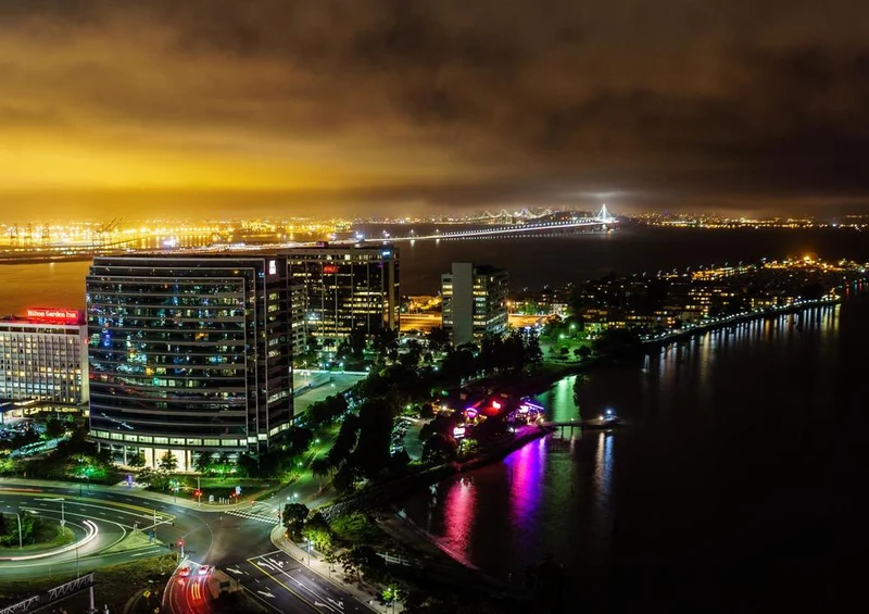 17450 Orte - Emeryville bei Nacht Puzzle