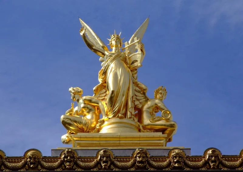 23204 Religion - Statue in Paris Puzzle