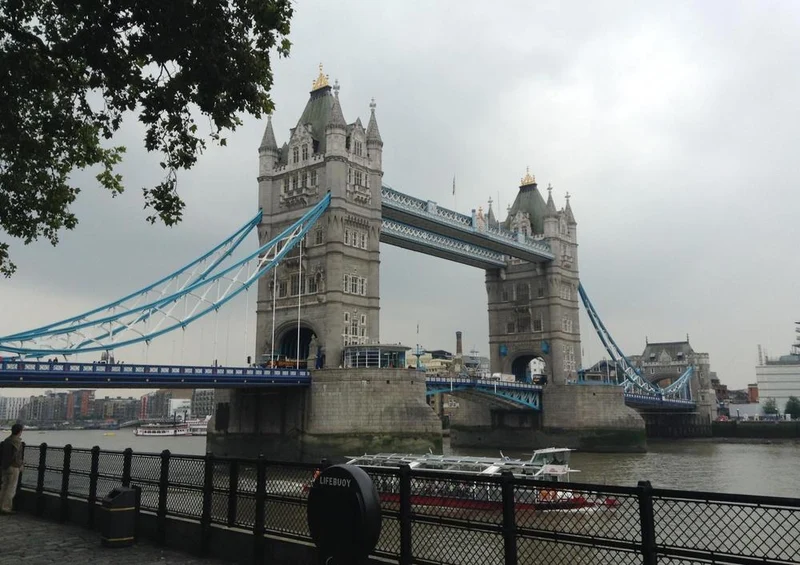 22877 Reisen - Tower Bridge Puzzle