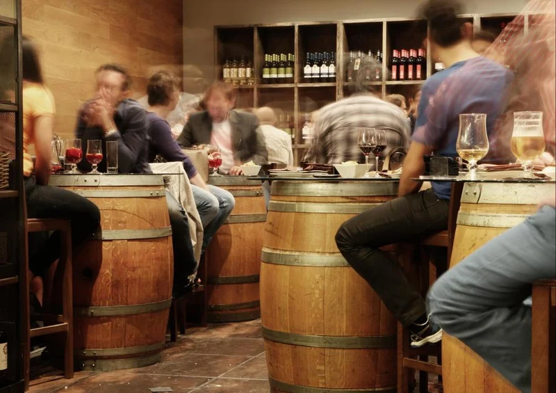 17510 Menschen - Wein-Lokal Puzzle