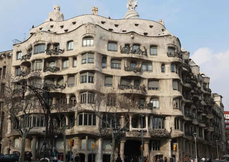 17516 Gebäude - Gaudi-Haus Puzzle