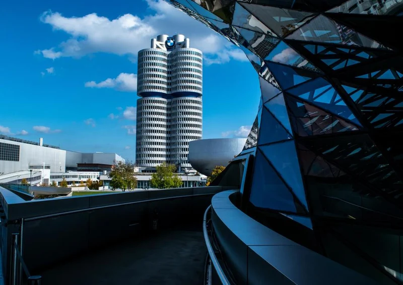 17707 Gebäude - Büro-Turm Puzzle