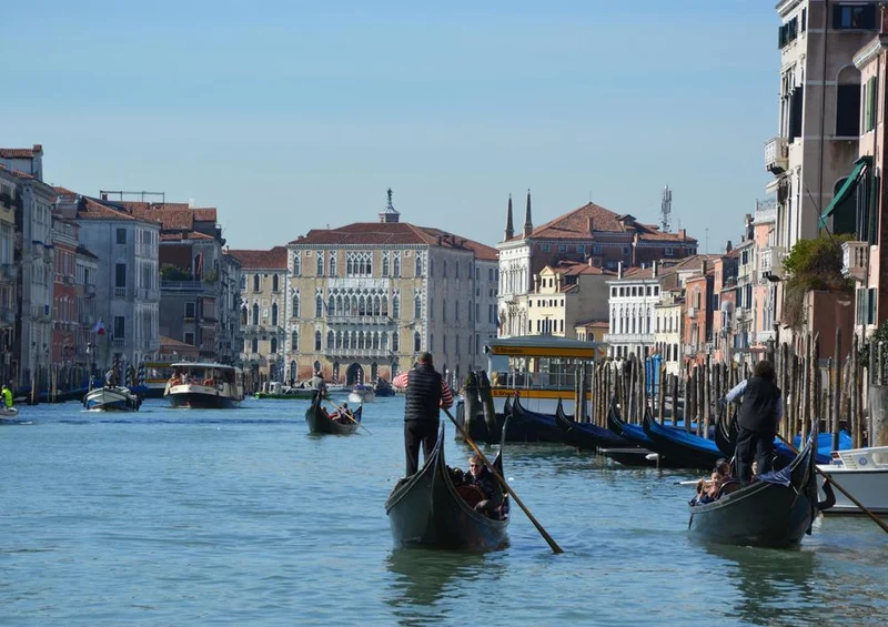 17921 Reisen - Belebtes Venedig Puzzle