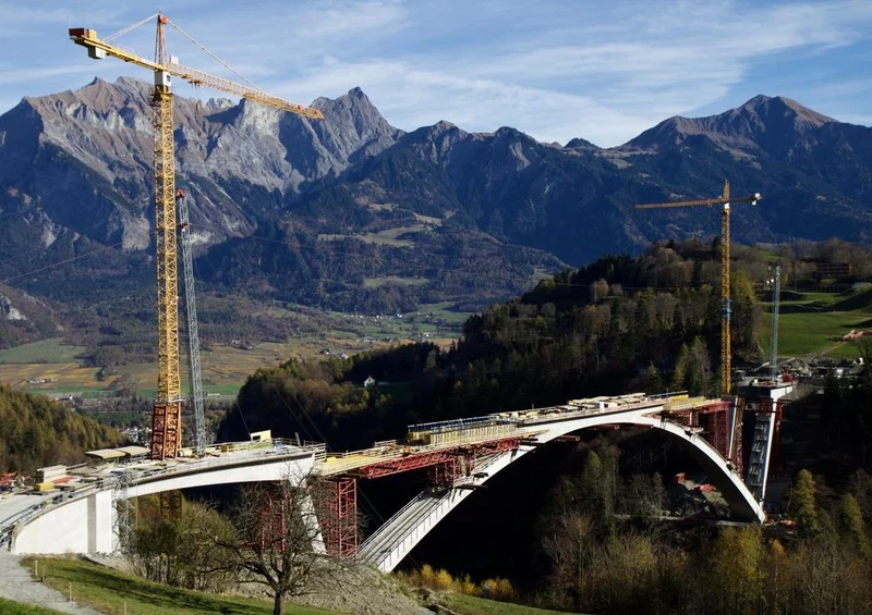 18015 Gebäude - Brücke im Bau Puzzle