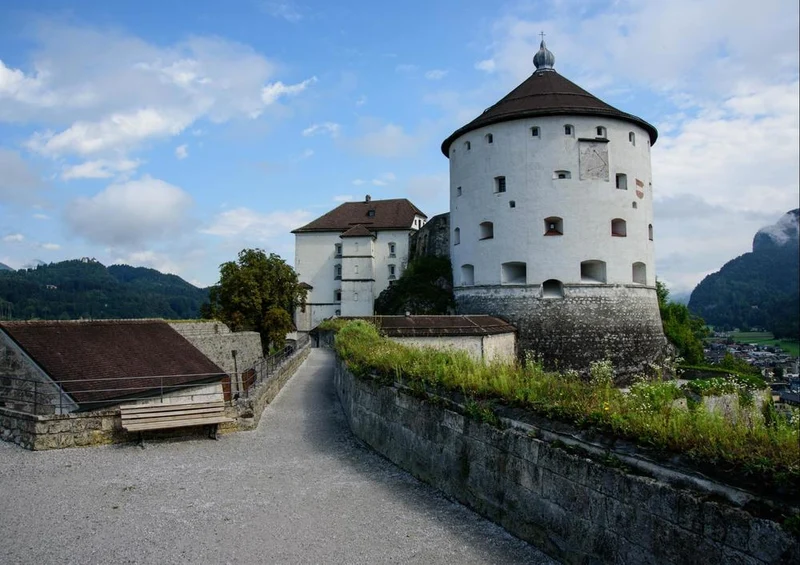 24660 Reisen - Festung in Österreich Puzzle