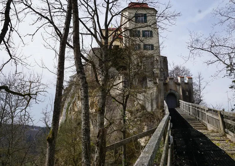 23645 Natur - Burg in Baden-Württemberg Puzzle